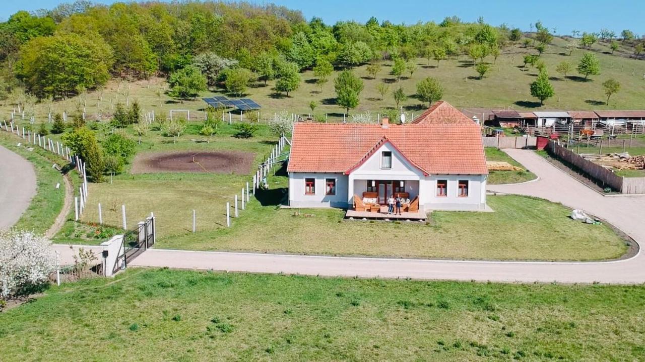 Dosa Tanya, Vendeghaz Hotell Cserepfalu Exteriör bild