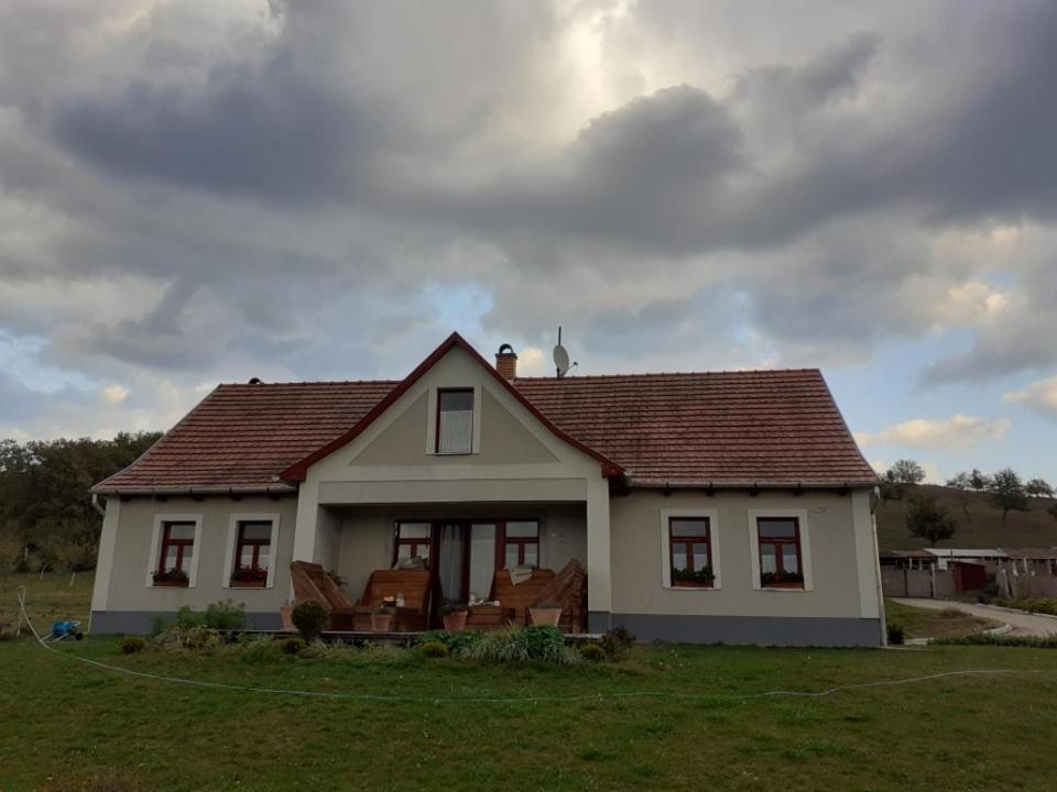Dosa Tanya, Vendeghaz Hotell Cserepfalu Exteriör bild