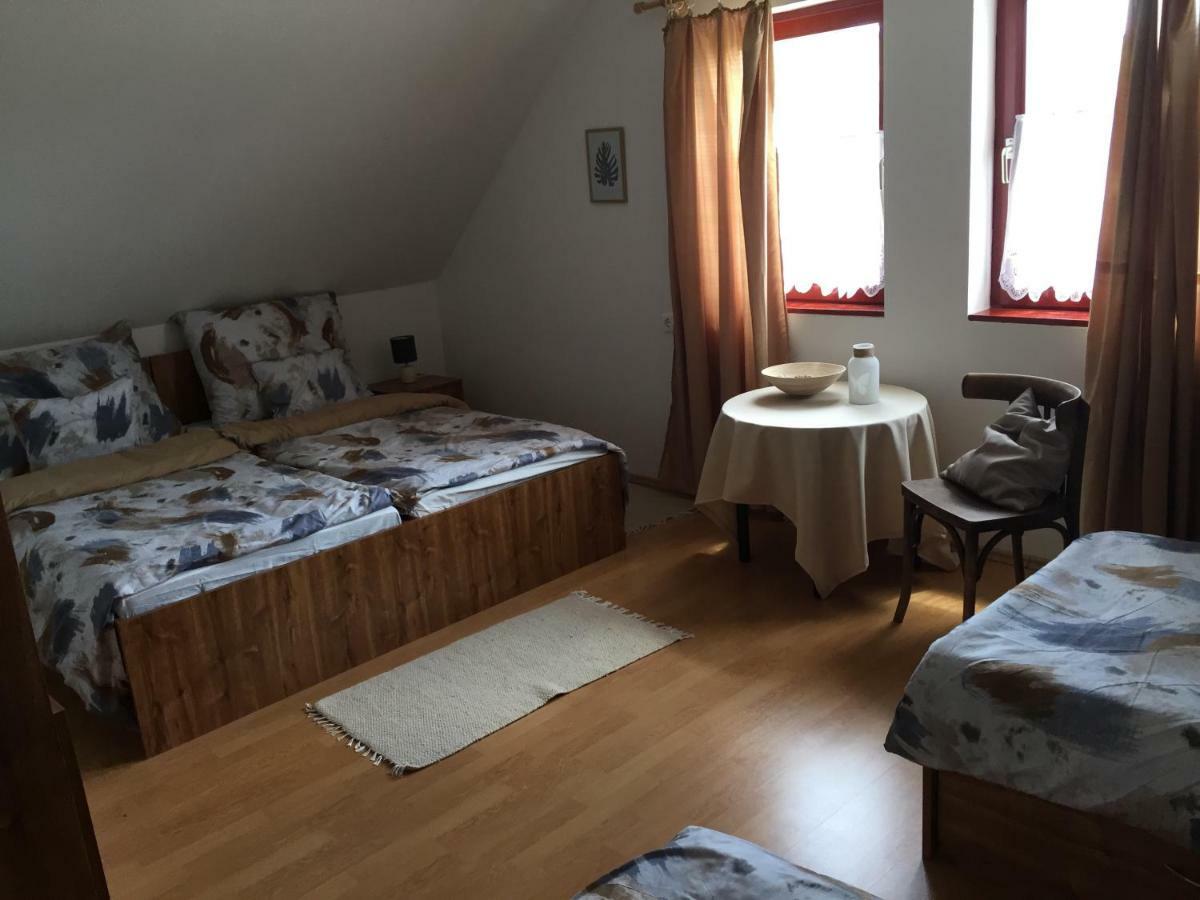 Dosa Tanya, Vendeghaz Hotell Cserepfalu Exteriör bild